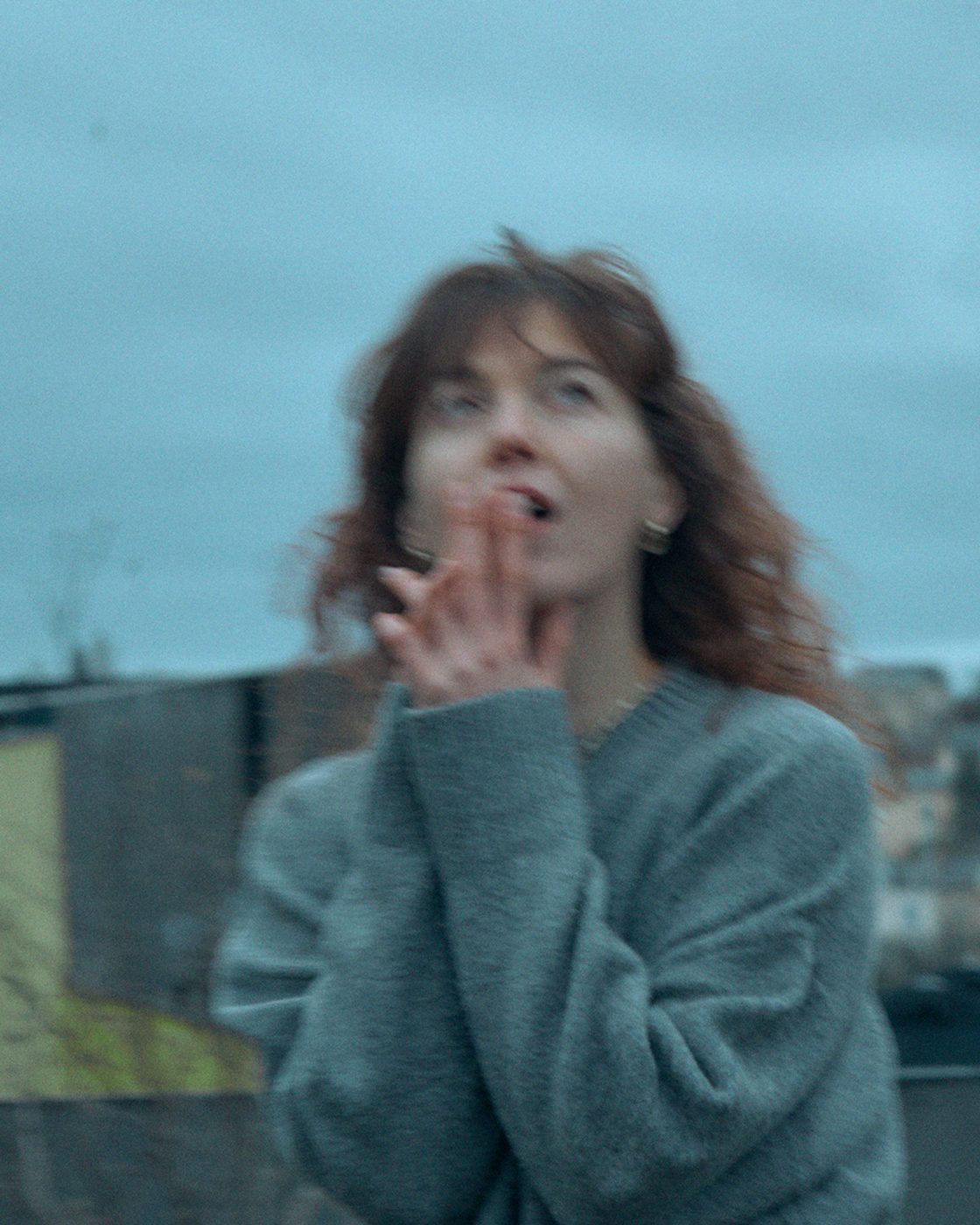 Portrait en mouvement, flou artistique