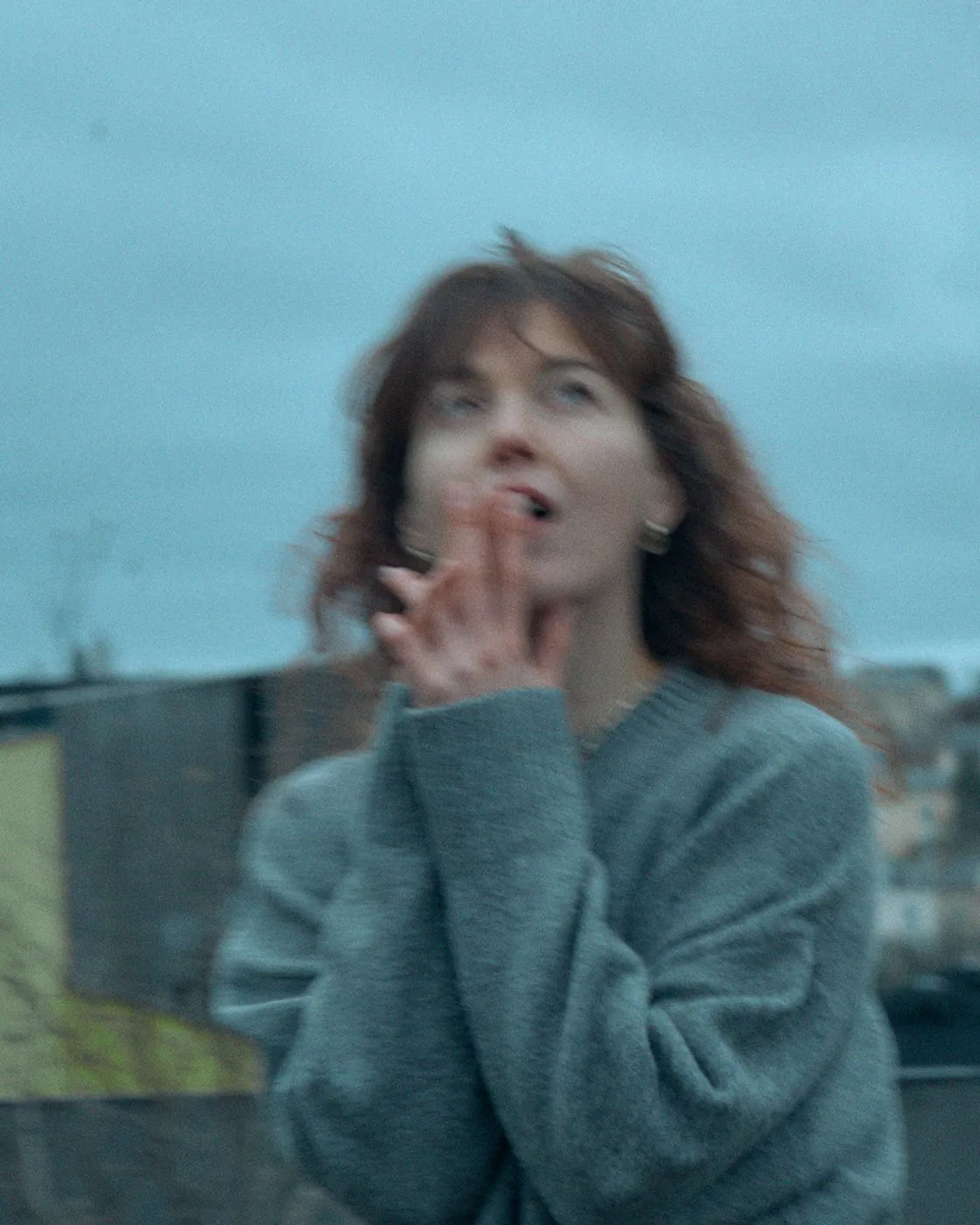 Portrait en mouvement, flou artistique